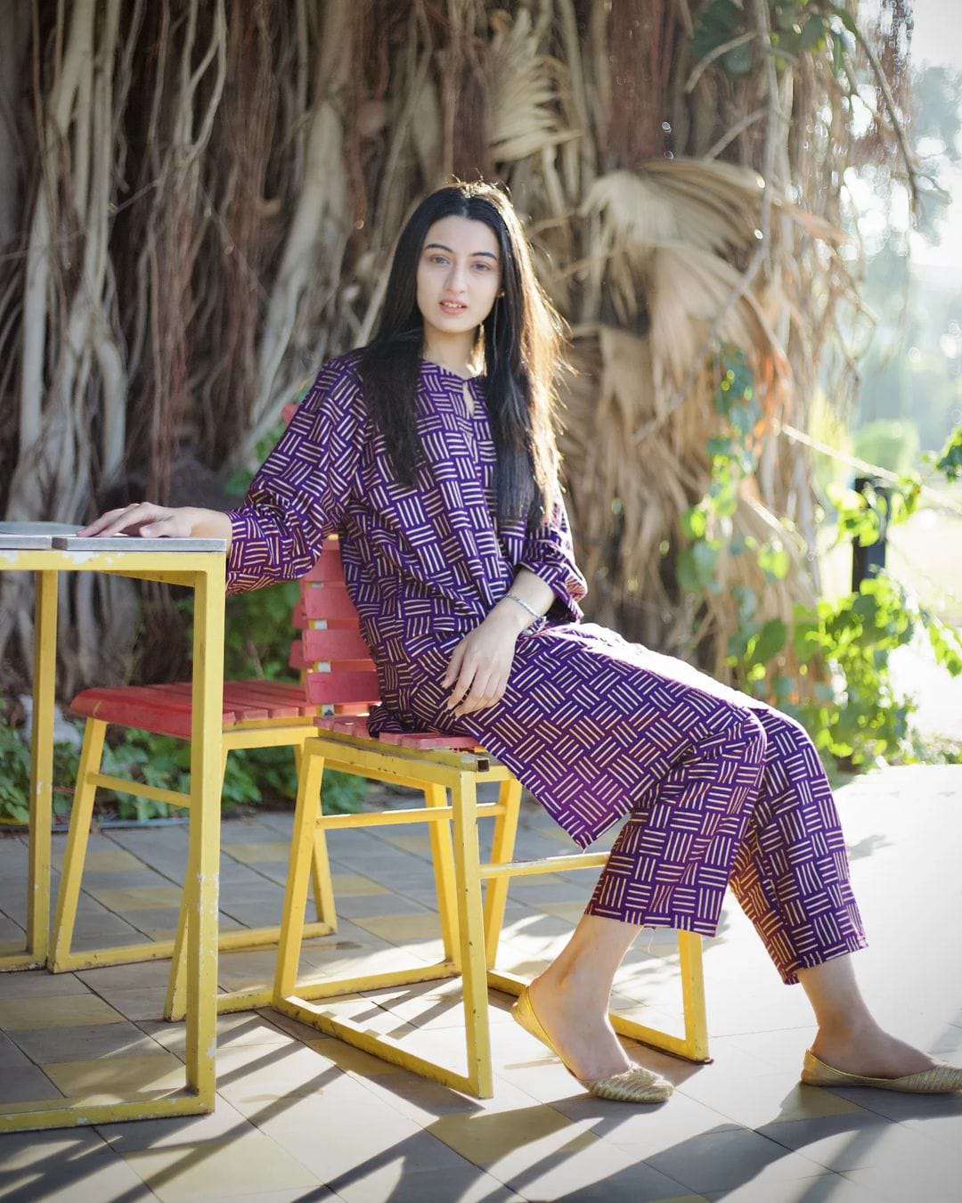 Chunri Steam Printed 2 Pcs Stitched With Same Trouser / CHECK STRIPS PRINT.