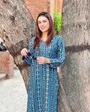 "Chunnari Essentials: Classic Dresses for Everyday Style"